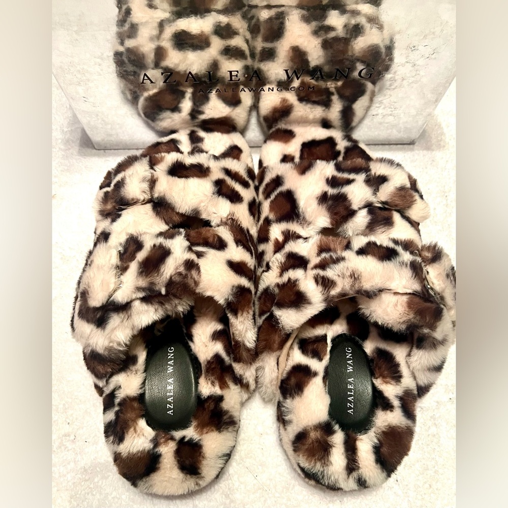 Azalea Wang Leopard Faux Fur Slippers-Size 10